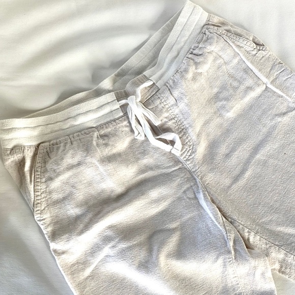 Susina linen blend capris | Size MP - Picture 3 of 10